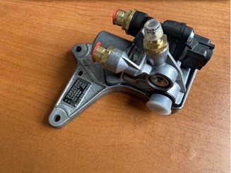 23532368